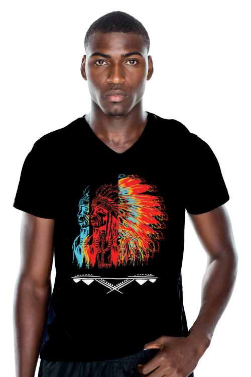 mannen t-shirt, mens shirt, zwart, opdruk, native, rood, geel, blauw, veren, v-hals, print, ten-eight design, korte mouwen, colour black, v-neck, short sleeves, red, blue, yellow, witte opdruk,